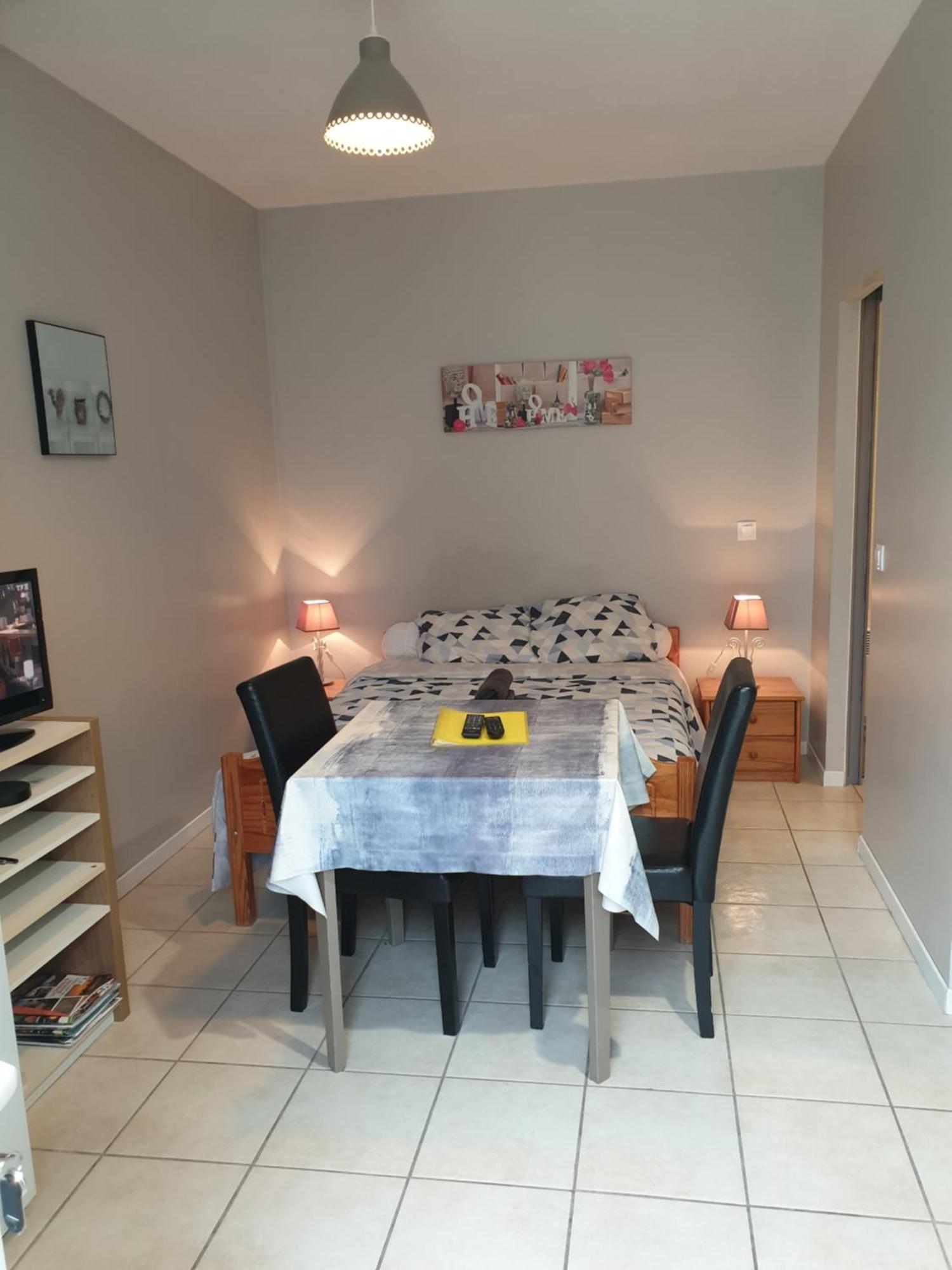 Appartements Danciu Jonzac Exterior foto